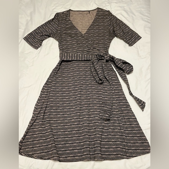 Toad & Co Cue Wrap Cafe Dress - Picture 6 of 14